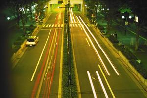 お得にパーツが揃うキャラバンハイエースも扱う専門店