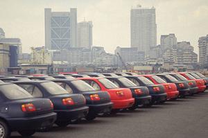 カーフィルムで車内を快適空間に