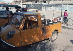 車検工場もある一宮市のお店です