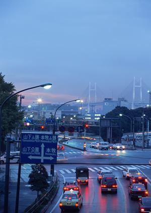 安心、低価格台東区の車検予約センター